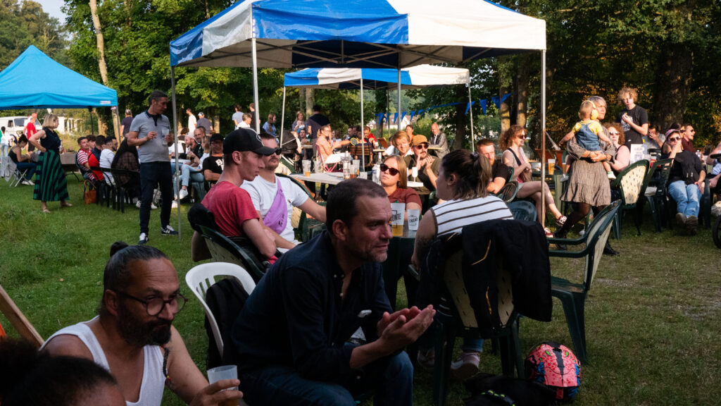 Projet l'Enceinte guinguette public